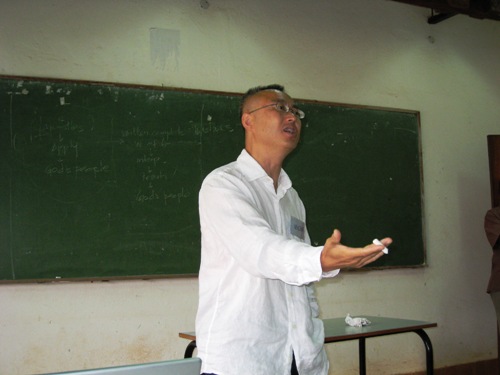 Vic Teaching.JPG